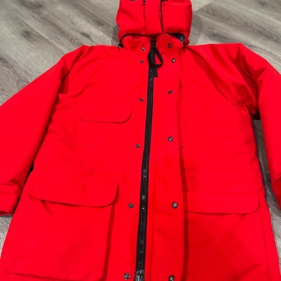 Men’s Medium Red Eddie Bauer Goose Down Made in Canada Artic Winter Parka Jacket - Picture 10 of 10